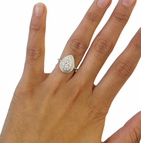 Real 10k Yellow Gold Diamond ladies Ring Tear Drop 0.27 CT Pear Size 7 Band