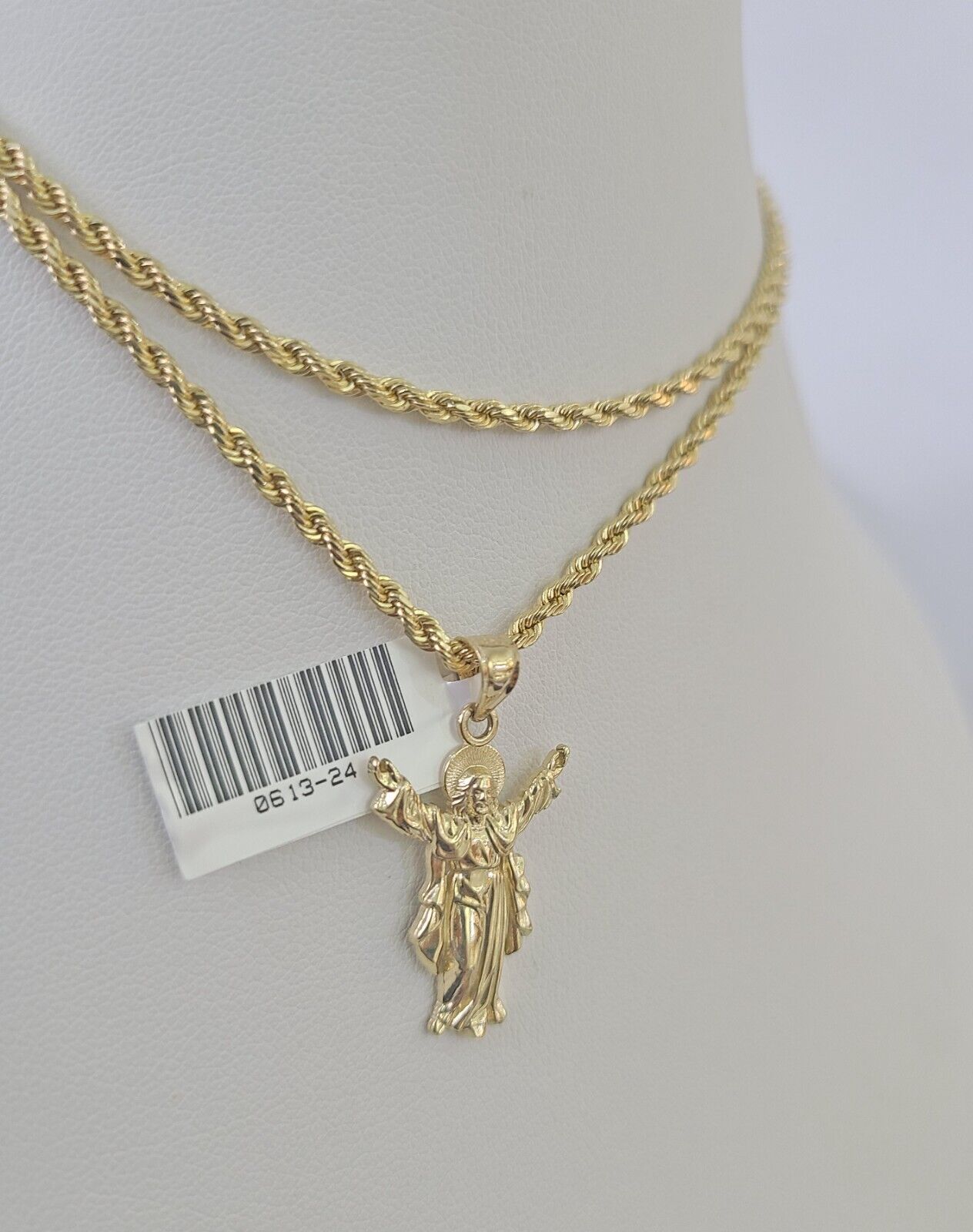 10k 2.5mm Rope Chain Jesus Pendant 18"-30" Yellow Gold Set Charm Necklace