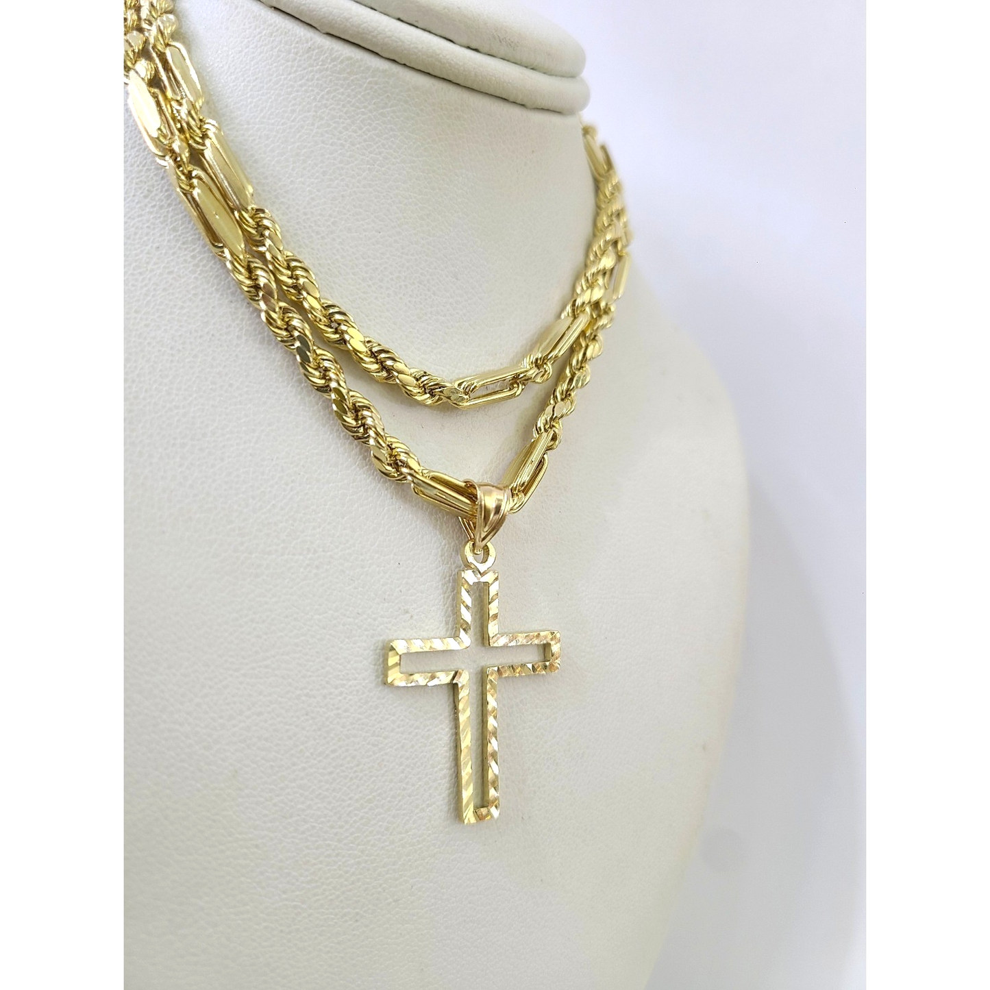 https://i.ebayimg.com/00/s/MTYwMFgxNjAw/z/DssAAeSwYttqa6Ue/$_57.PNG?set_id=880000500F