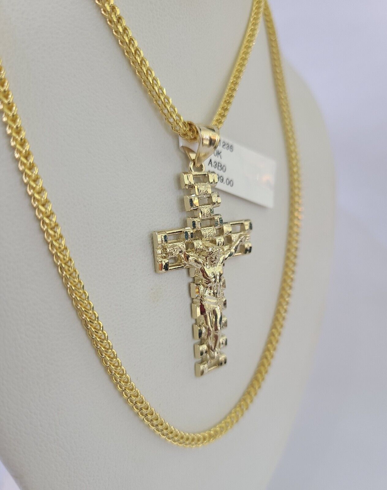 10K Franco Chain Jesus Cross Pendant Charm Necklace 20"-26" 2.5mm Yellow Gold