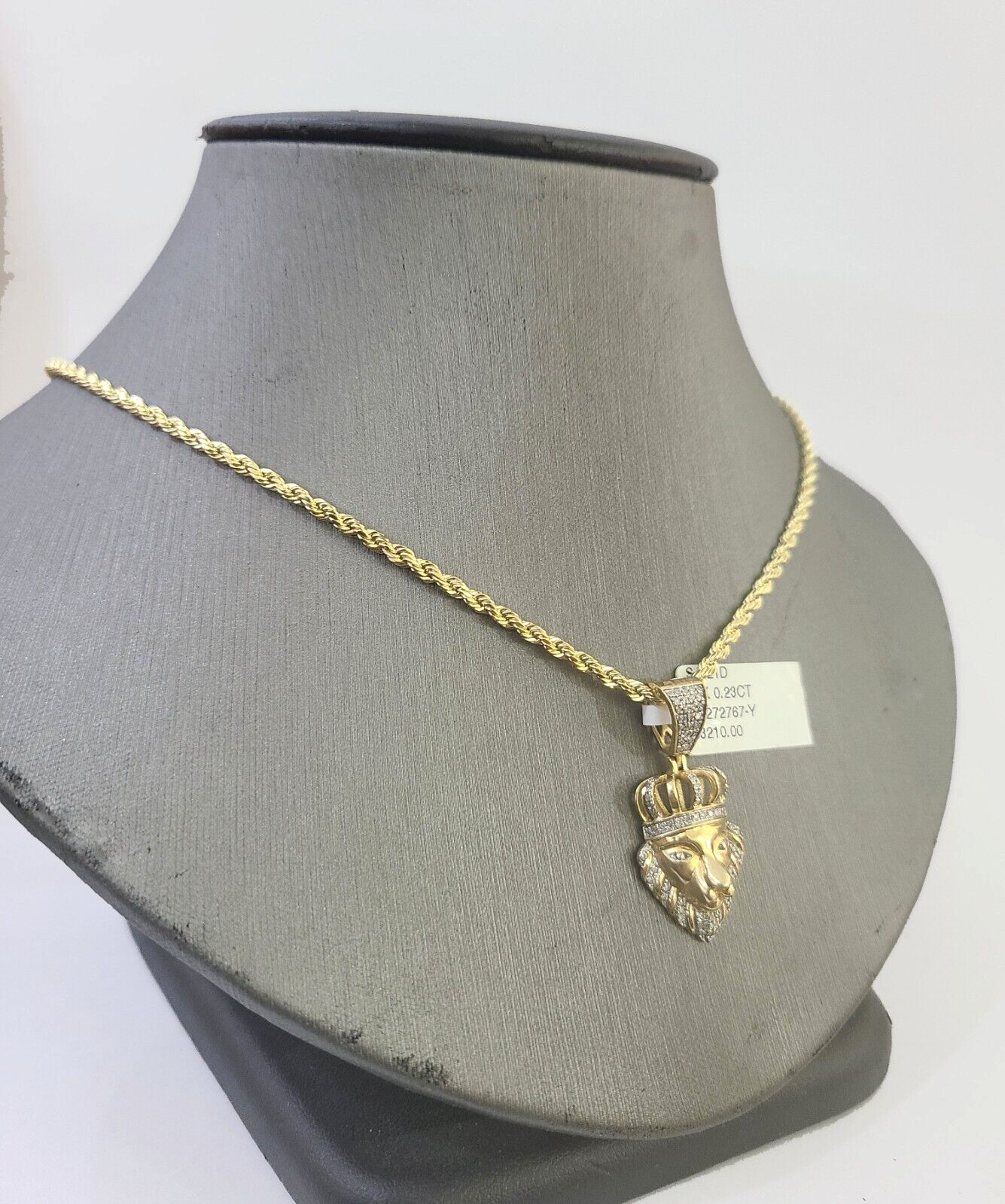 10k Gold Lion Head Diamond Charm and 2.5mm 26 Inches Rope Chain