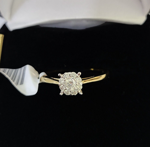 Real 10k Yellow Gold Diamond Ladies Ring Flower Shaped Women Engagement Casual