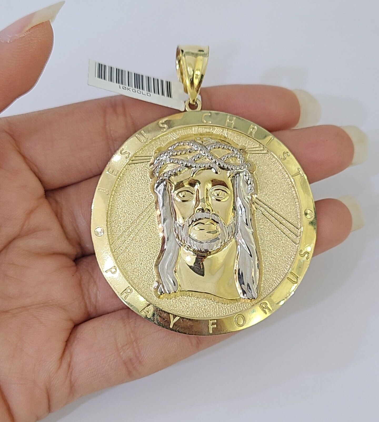 Real 10K Yellow Gold Jesus Crist Pendant Charm Diamond Cut Circular Genuine