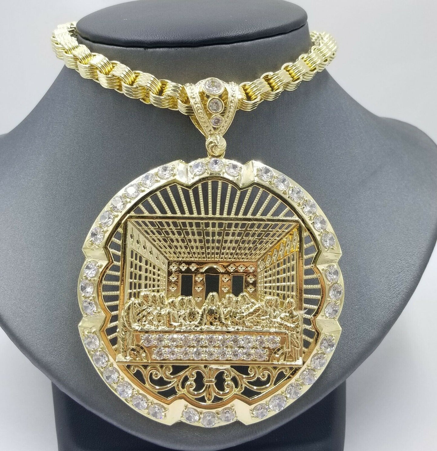 10k Yellow Gold Apostles Last Supper Round Pendant Diamond Cut Men's 3.75" 75mm