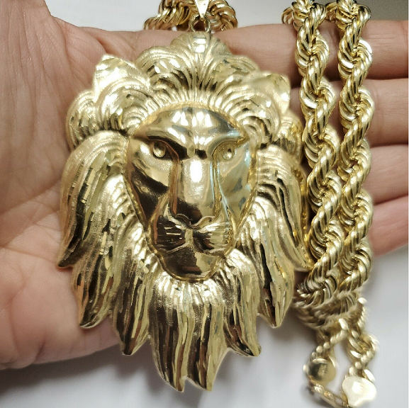10k Yellow Gold Lion Head pendant Mens Charm 4" with 28" rope chain