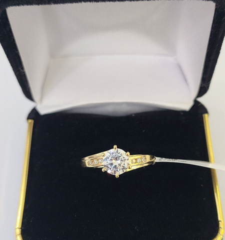 Real 10k Yellow Gold Round Stone Ring Wedding Engagement Size 7 WomensRing